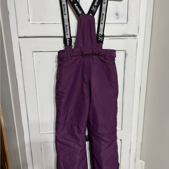 Kamik girls snow jacket and bibs. Size 7 - Picture 4 of 7